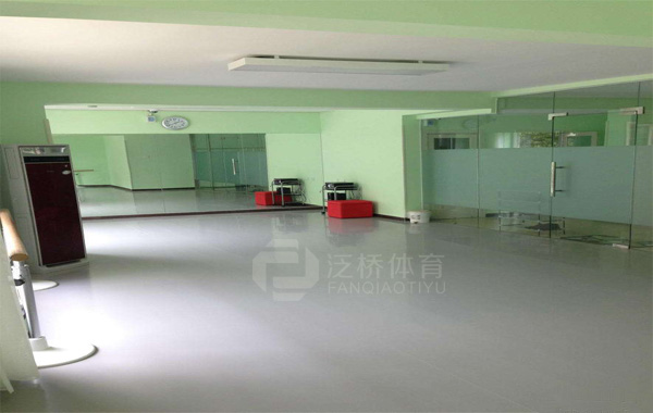 舞蹈地胶-嘀噜舞蹈回龙观校区